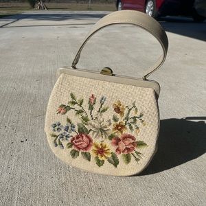 Cute vintage antique purse